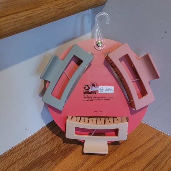 NEW Pink Linen Medium Hair Clips Made From Recycled Plastic (Teal, Pink, Cream) - Picture 2 of 2